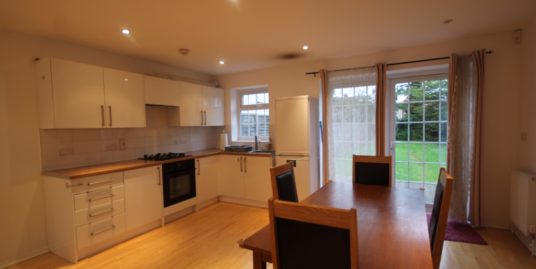 Kenilworth Avenue,  Romford, RM3