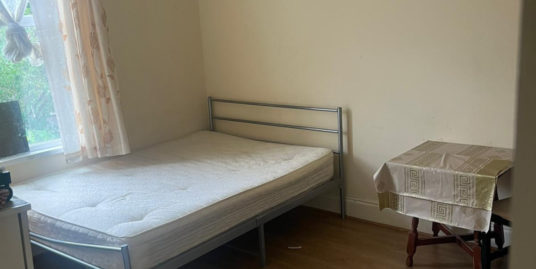 Room 1 Midland Road,  Leytonstone, E10