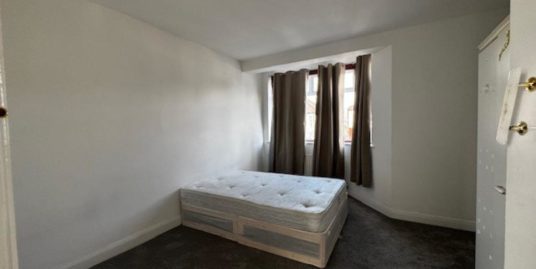 Aintree Crescent,  Ilford, IG6