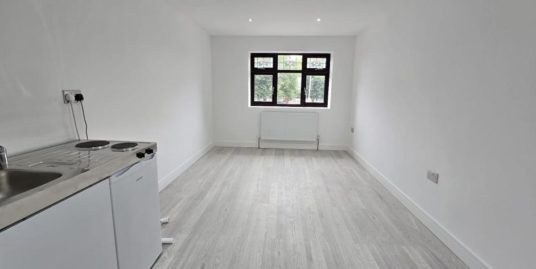Russell Road,  Tilbury, RM18