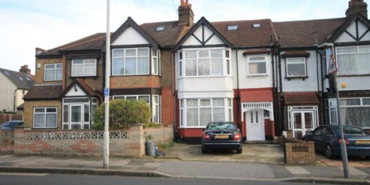 The Drive,  Ilford, IG1