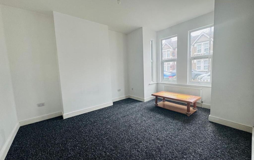 maxwell11_2712_IMG_00