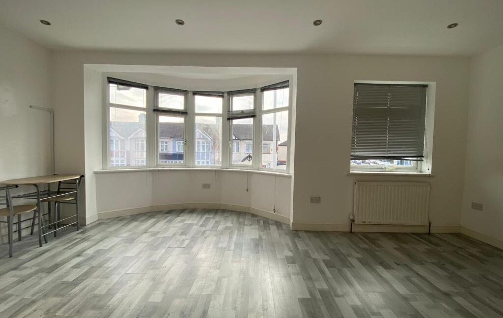 maxwell11_2562_IMG_01