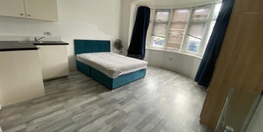 Aldborough Road South,  Ilford, IG3