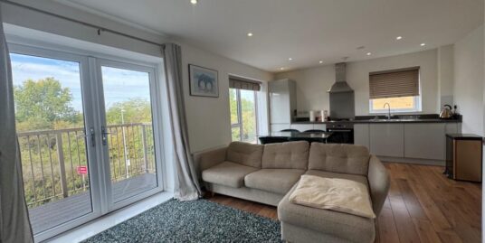 Maverick Drive,  South Ockendon, RM15
